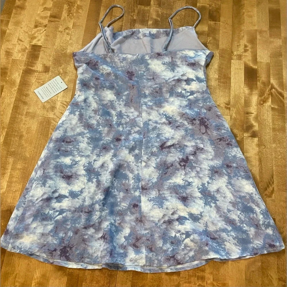 ASTR THE LABEL Purple Marble Spaghetti Strap Mini Dress Large Scoop Neck NWT - Picture 4 of 12